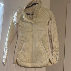 Lulu lemon down pullover